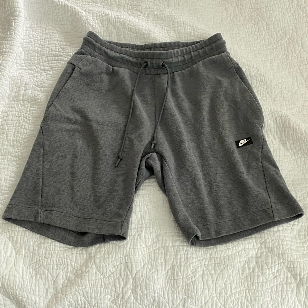 Nike cotton men’s shorts with pockets